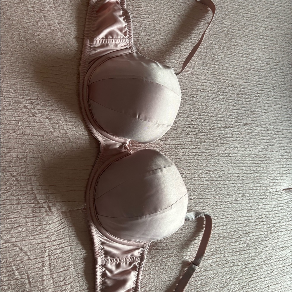 PINK Victoria's Secret Light Pink Satin Bra